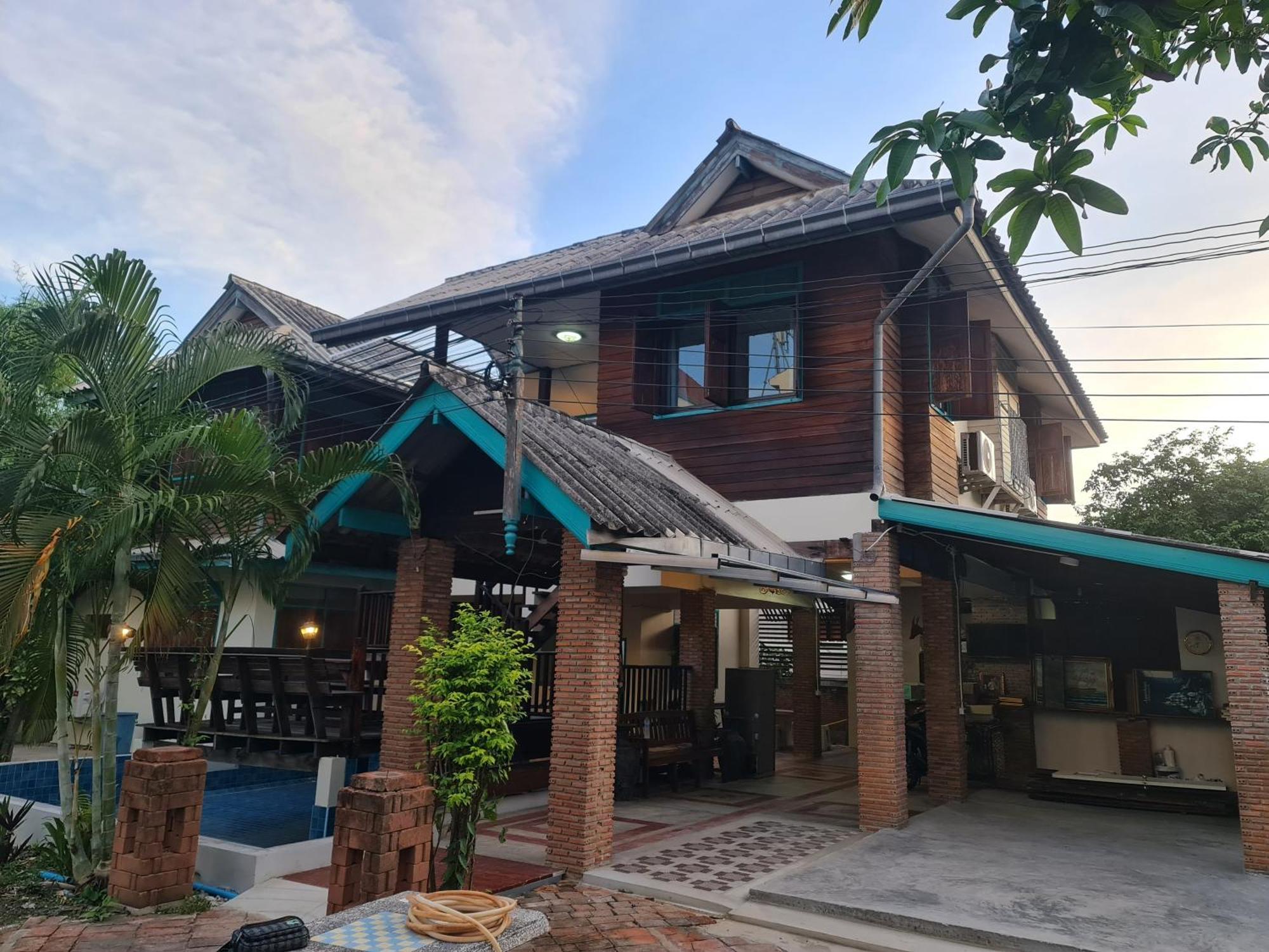 Tepbunthomhouse Ayutthaya Apartman Kültér fotó