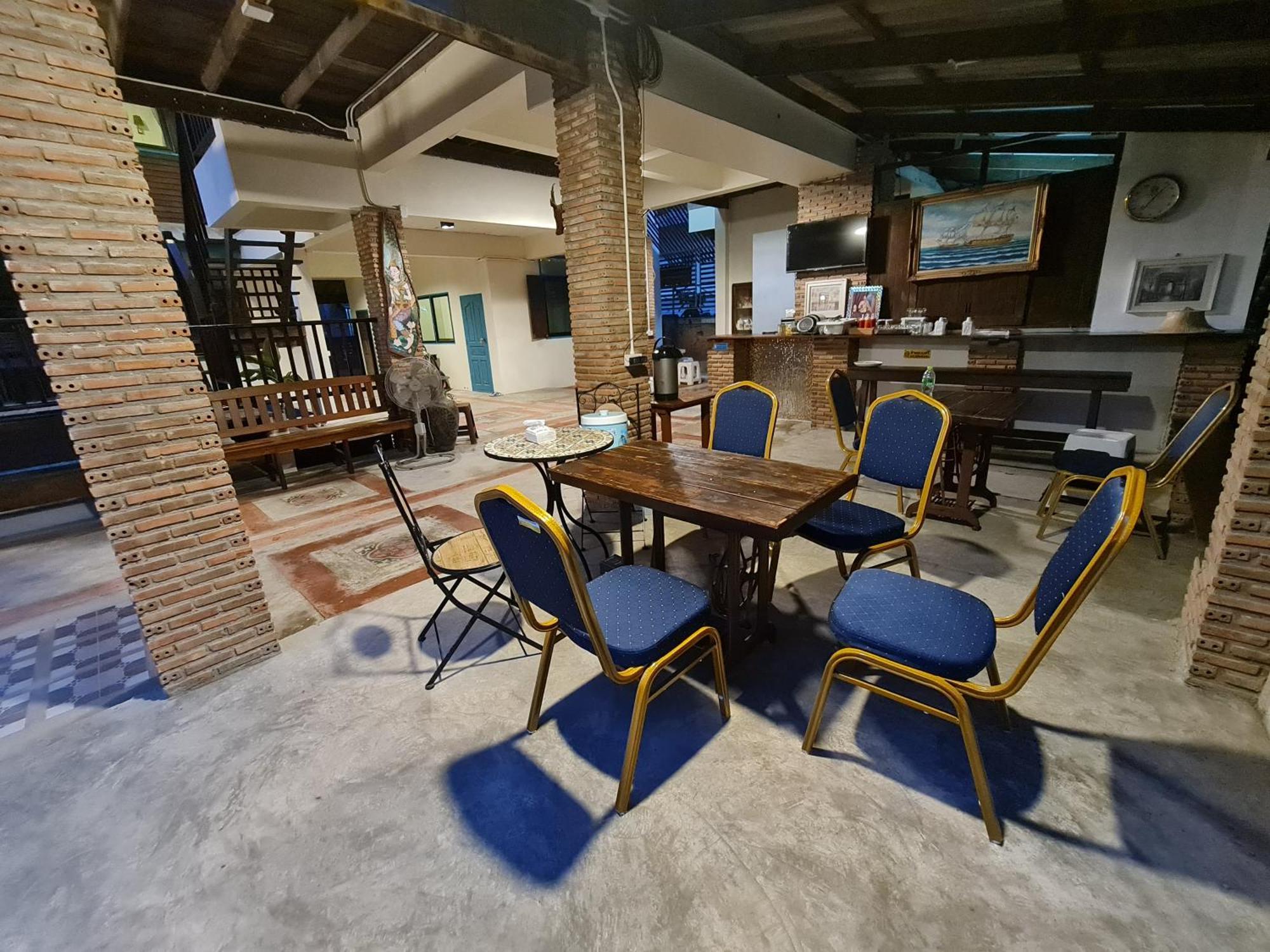 Tepbunthomhouse Ayutthaya Apartman Kültér fotó