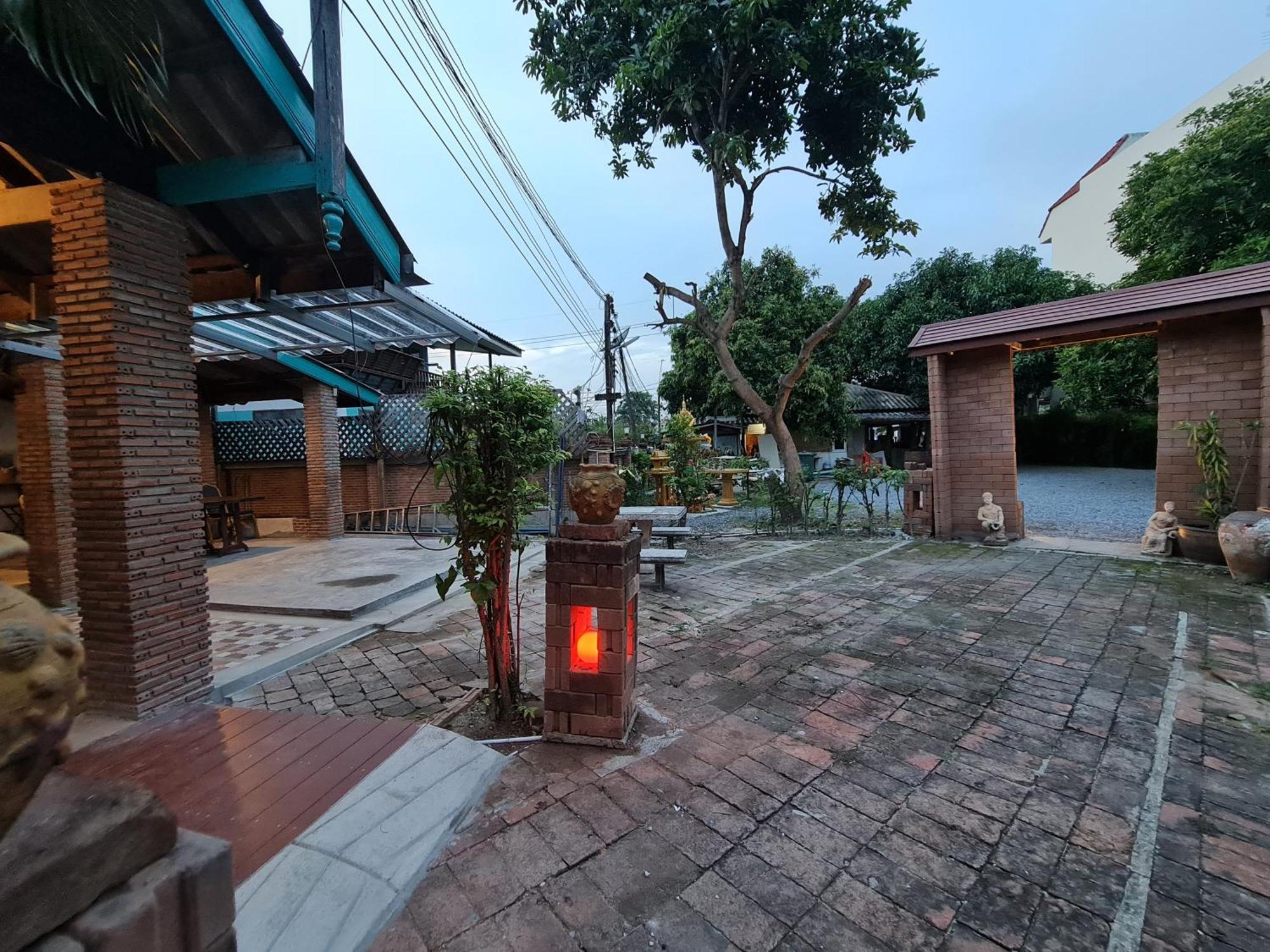 Tepbunthomhouse Ayutthaya Apartman Kültér fotó