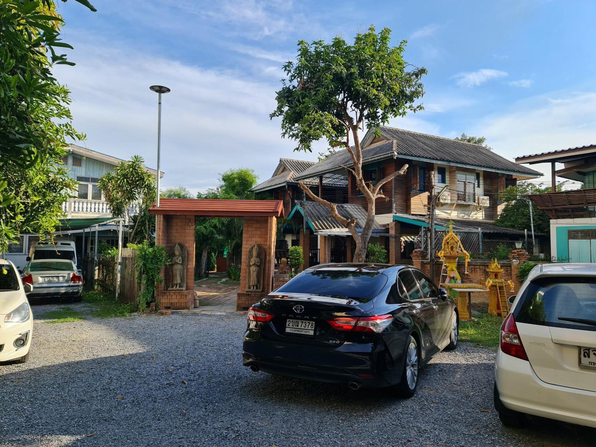 Tepbunthomhouse Ayutthaya Apartman Kültér fotó