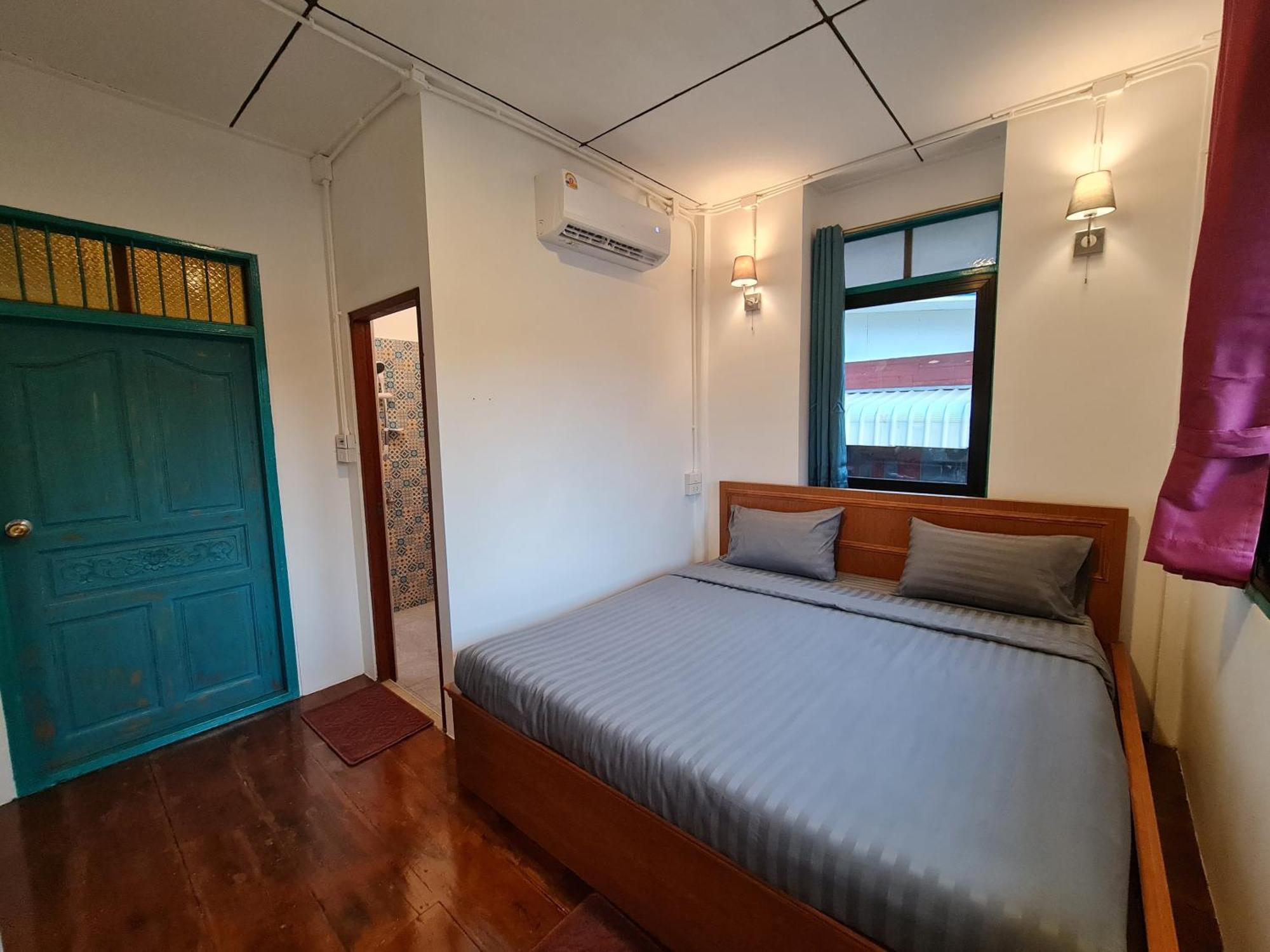 Tepbunthomhouse Ayutthaya Apartman Kültér fotó