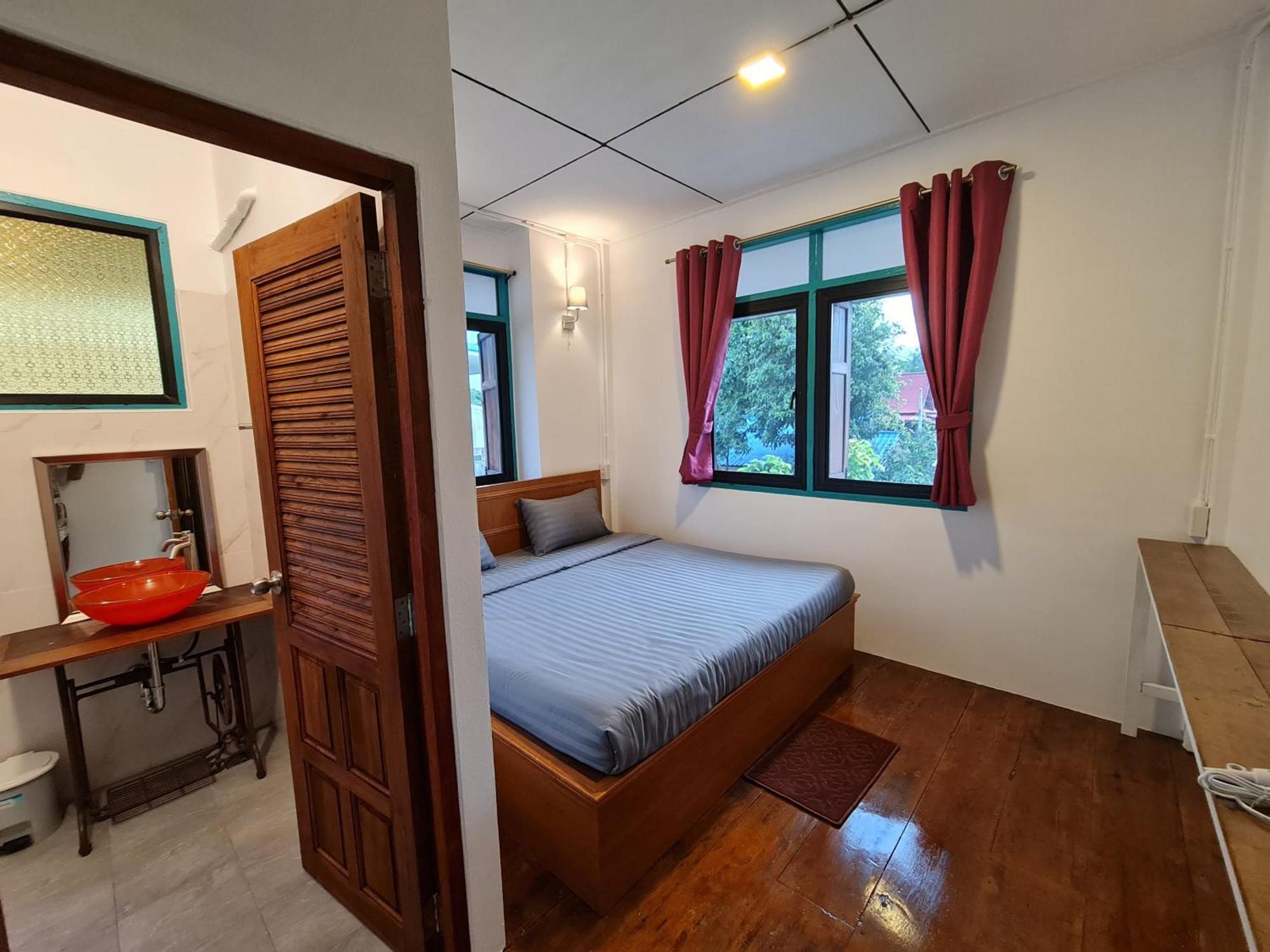 Tepbunthomhouse Ayutthaya Apartman Kültér fotó